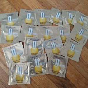 15 Loccitane Divine Eye samples